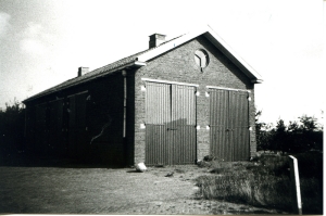 F10 Linde loods bij de molen 1985